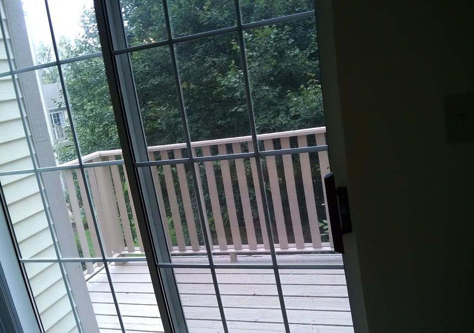 Main living room: Balcony