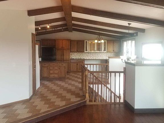 Resized952019040595161910955116