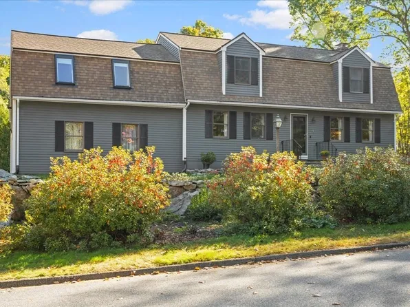 4 Garrison Ln, Southborough, MA 01772