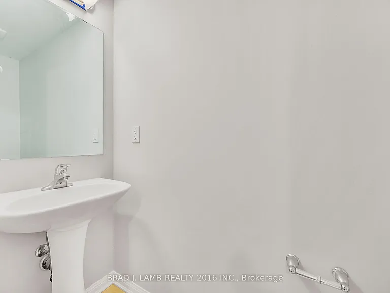 930 Nadalin Hts — Photo 17