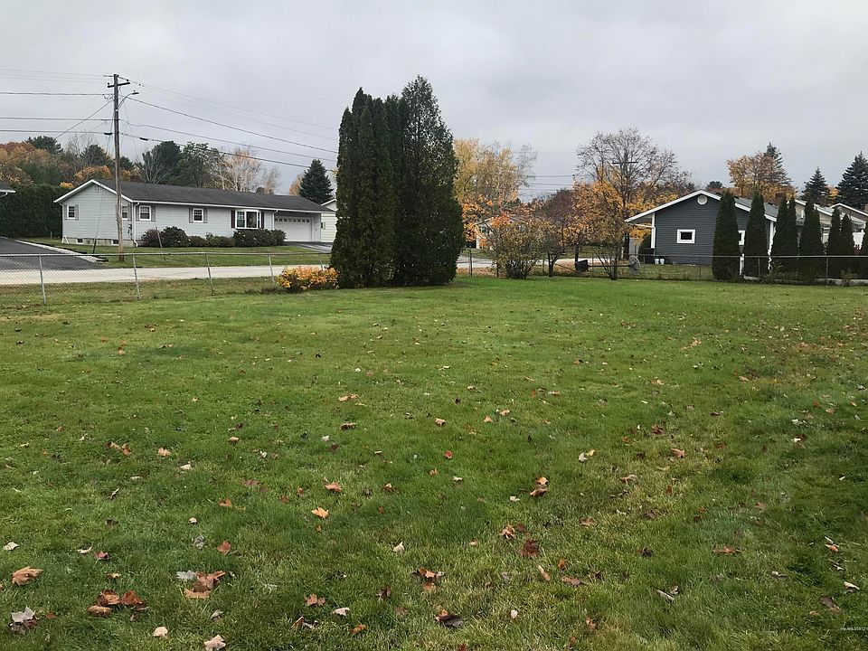 2nd image of 20 Fortin Way