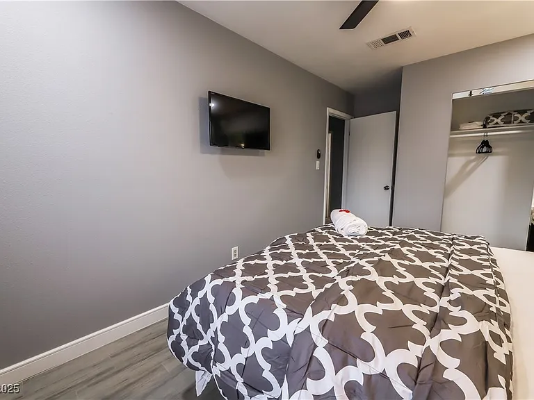 5301 Opuntia St — Photo 38