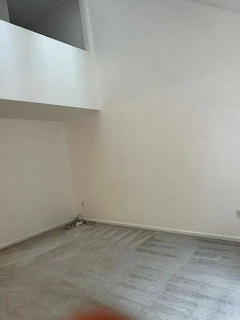 2 bed, 2.5 bath, 1268 sqft, $2,350 — Photo 2
