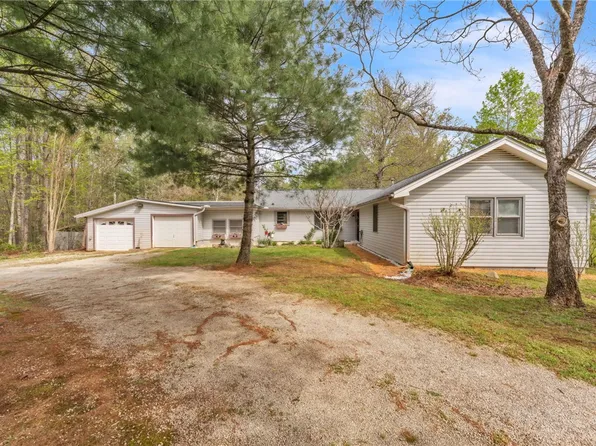 466 Whetstone Rd, Mountain Rest, SC 29664