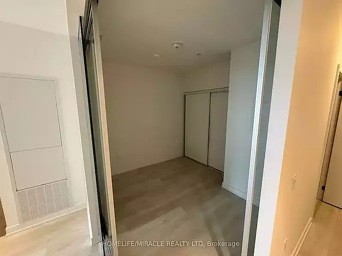 117 Broadway Ave #619 photo 1