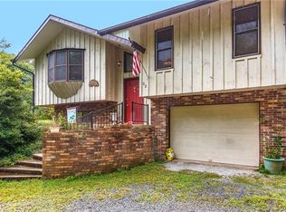 22 Carrie Ln, Brevard, NC 28712
