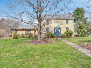 31 Keats Dr, North Kingstown, RI 02852