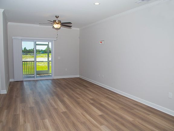 3rd image of 225 Cline Way