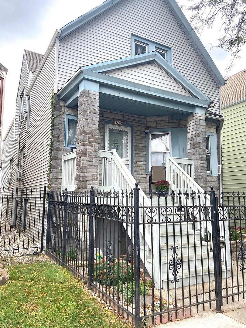 3709 N Kimball Ave, Chicago, IL 60618 | MLS #11901956 | Zillow