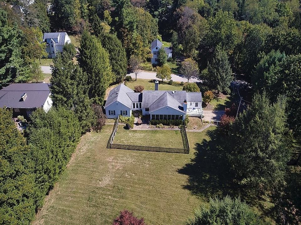 1st image of 9745 Lindsay Rd