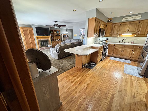 4th image of 602 Wessel Ln