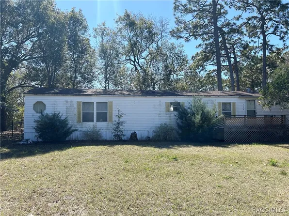 7150 W Parkway Ln, Homosassa, FL 34446