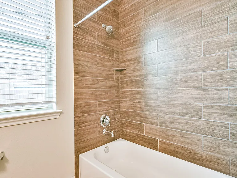 12617 White Cove Dr — Photo 40