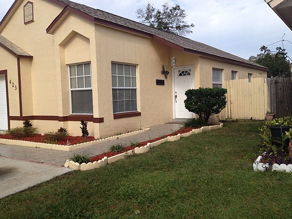 2nd image of 423 Southern Charm Dr