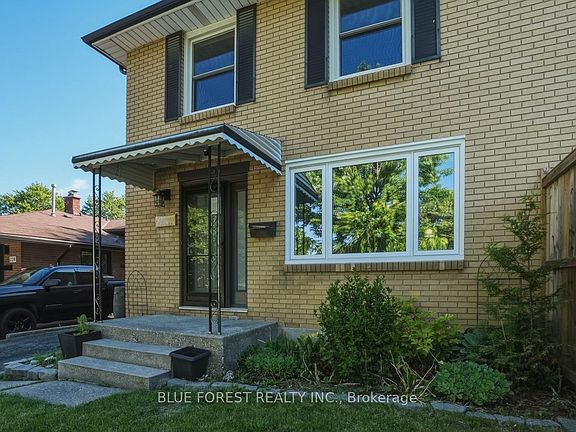 5th image of 230 Cairn St