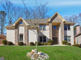 5663 Eternal Dr, College Park, GA 30349