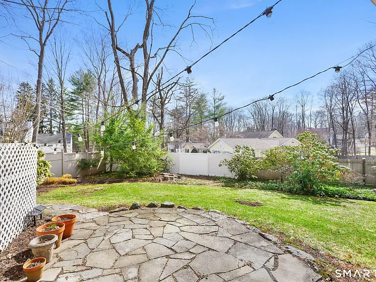 410 Wilton Rd W — Photo 24
