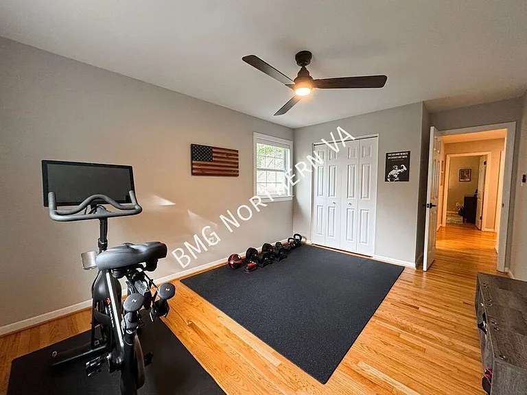 404 Onondio Cir SE — Photo 26