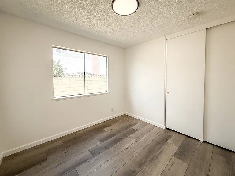 6763 Berkshire Ave — Photo 15