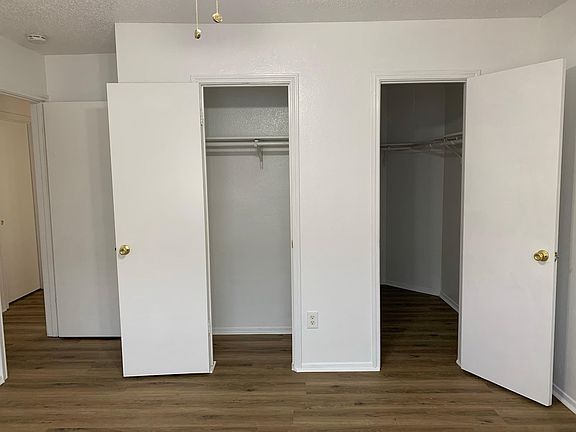 Bedroom 1: Closets!