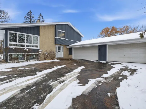 W127N12223 Knollwood DRIVE, Germantown, WI 53022