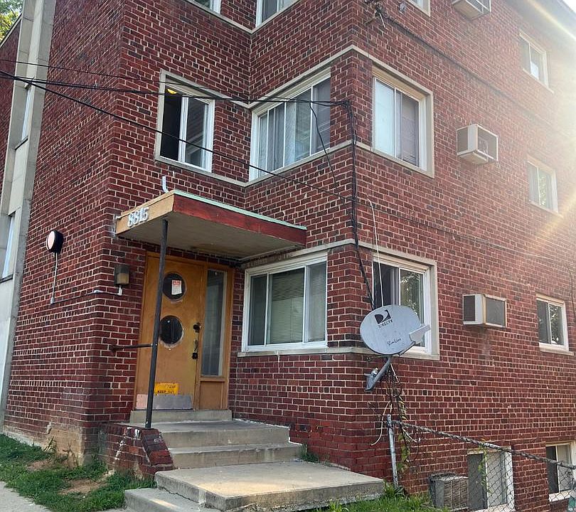 1st image of 8815 Glenville Rd