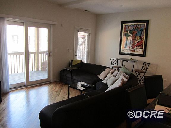 2nd image of 2054 W Chase Ave APT 2R