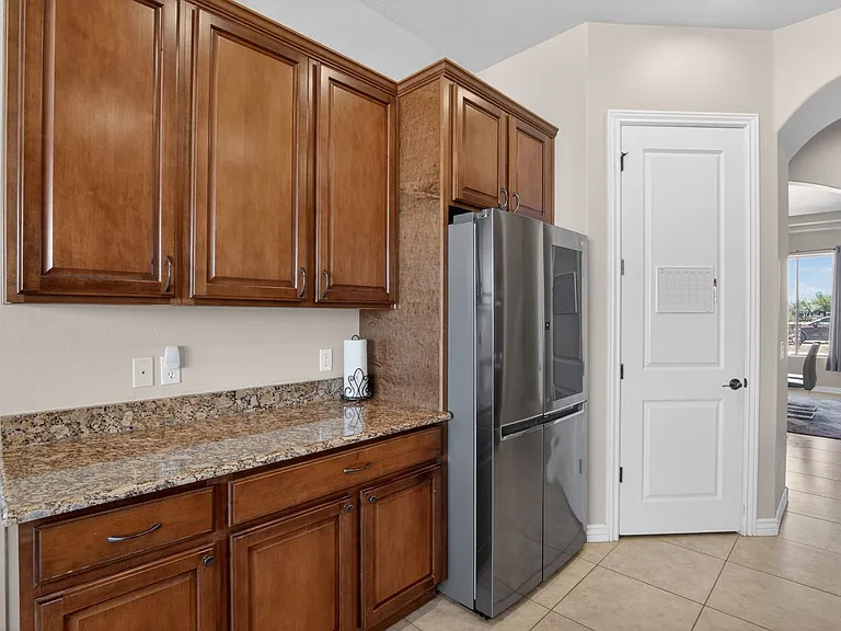 5317 E Lonesome Dove Trl — Photo 9
