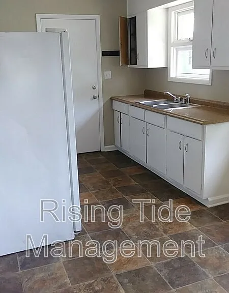 2817 Wesley Ave SW — Photo 4