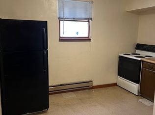 583 McKean Ave APT 3, Donora, PA 15033