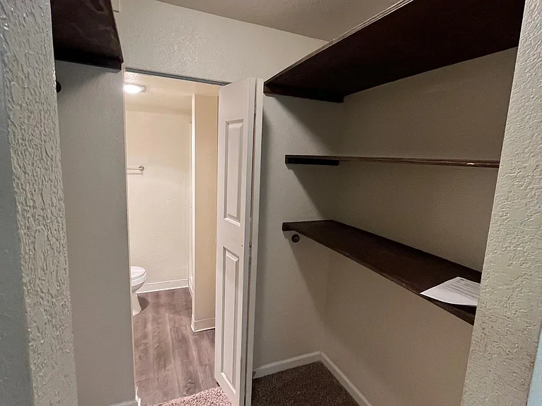 Walk-In closest of main bedroom