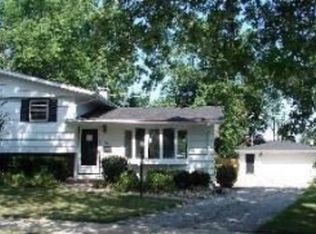 18816 Park Ave, Lansing, IL 60438