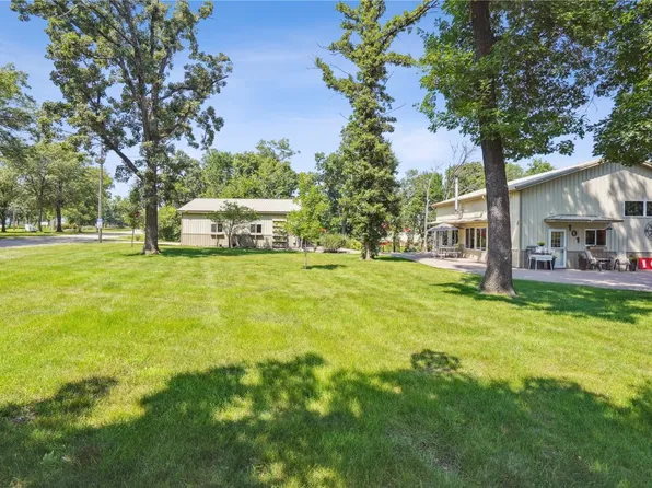 101 Canyon Rd, Montezuma, IA 50171