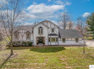 4176 Par 5 Dr, Sedalia, MO 65301