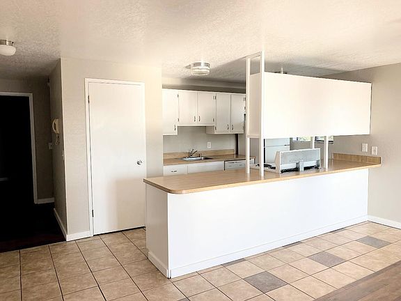 Very large kitchen with pantry and plenty of storage