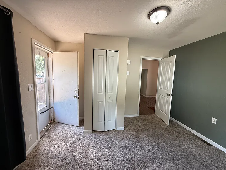 1826 N Jackson Ave — Photo 20