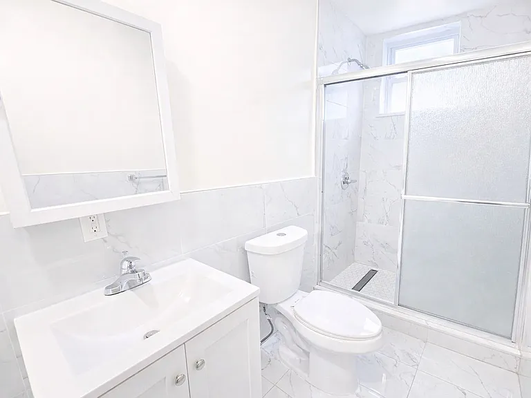 5114 Hudson Ave #7 — Photo 7