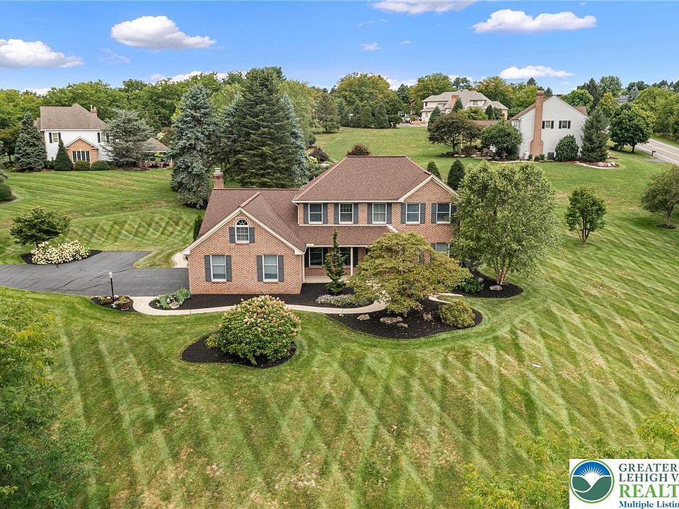 1st image of 2011 Wooded Ridge Cir