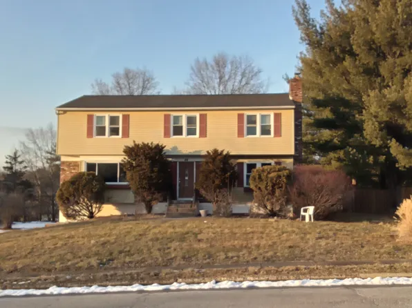 88 Barnes Rd, Washingtonville, NY 10992