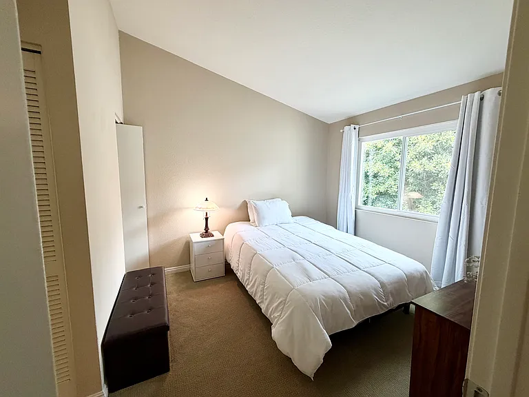74 Gavilan #76 — Photo 5