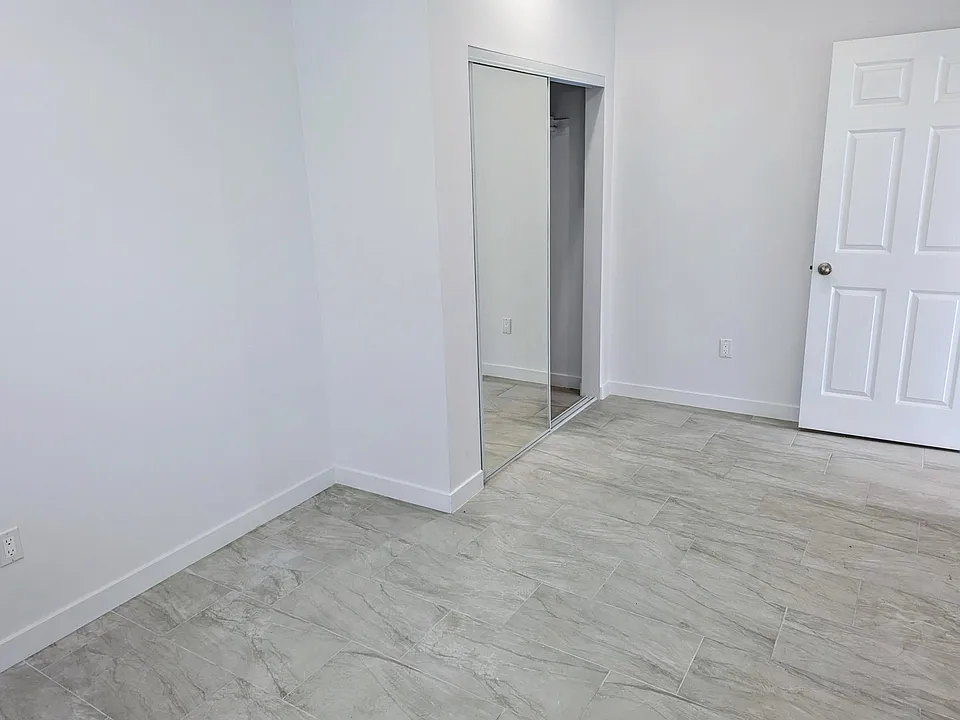 19116 Community St