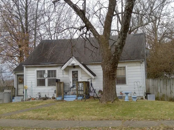 1120 Sparks Rd, Lexington, KY 40505