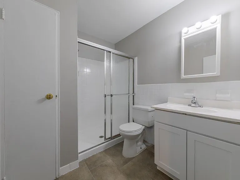 Fairmont Place — Photo 18