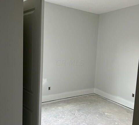 3rd image of 532 Brayshaw Dr