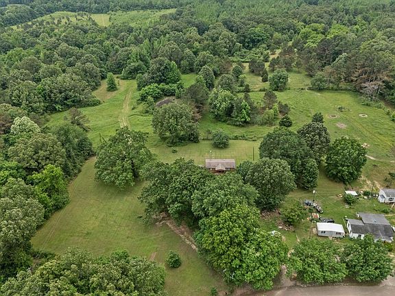 5th image of 870 Price Rd