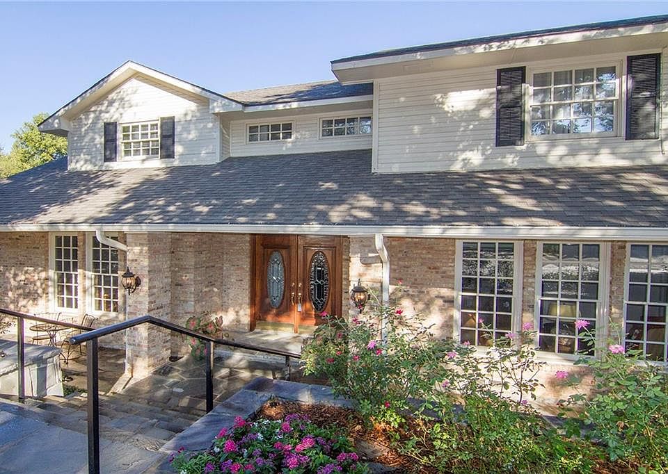 1st image of 9010 Vista Creek Dr
