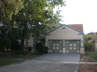 1140 SW 86th Ave, Pembroke Pines, FL 33025