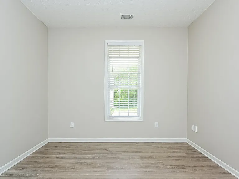 4060 Springvale Way — Photo 17