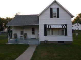 2710 Garfield St, Clinton, IA 52732