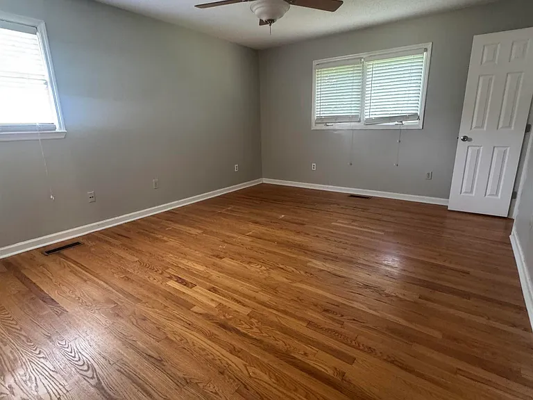 4718 Rutledge Dr NW — Photo 7